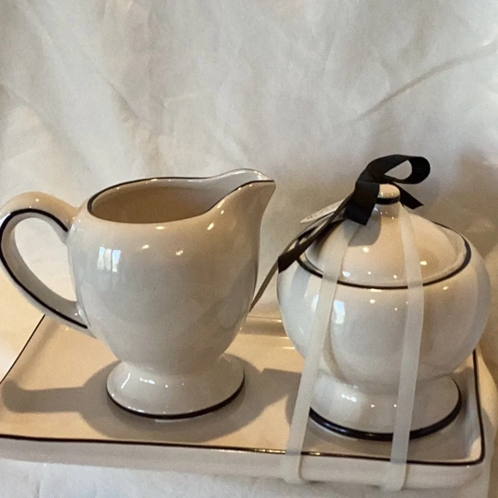 Rae Dunn script cream & sugar set
